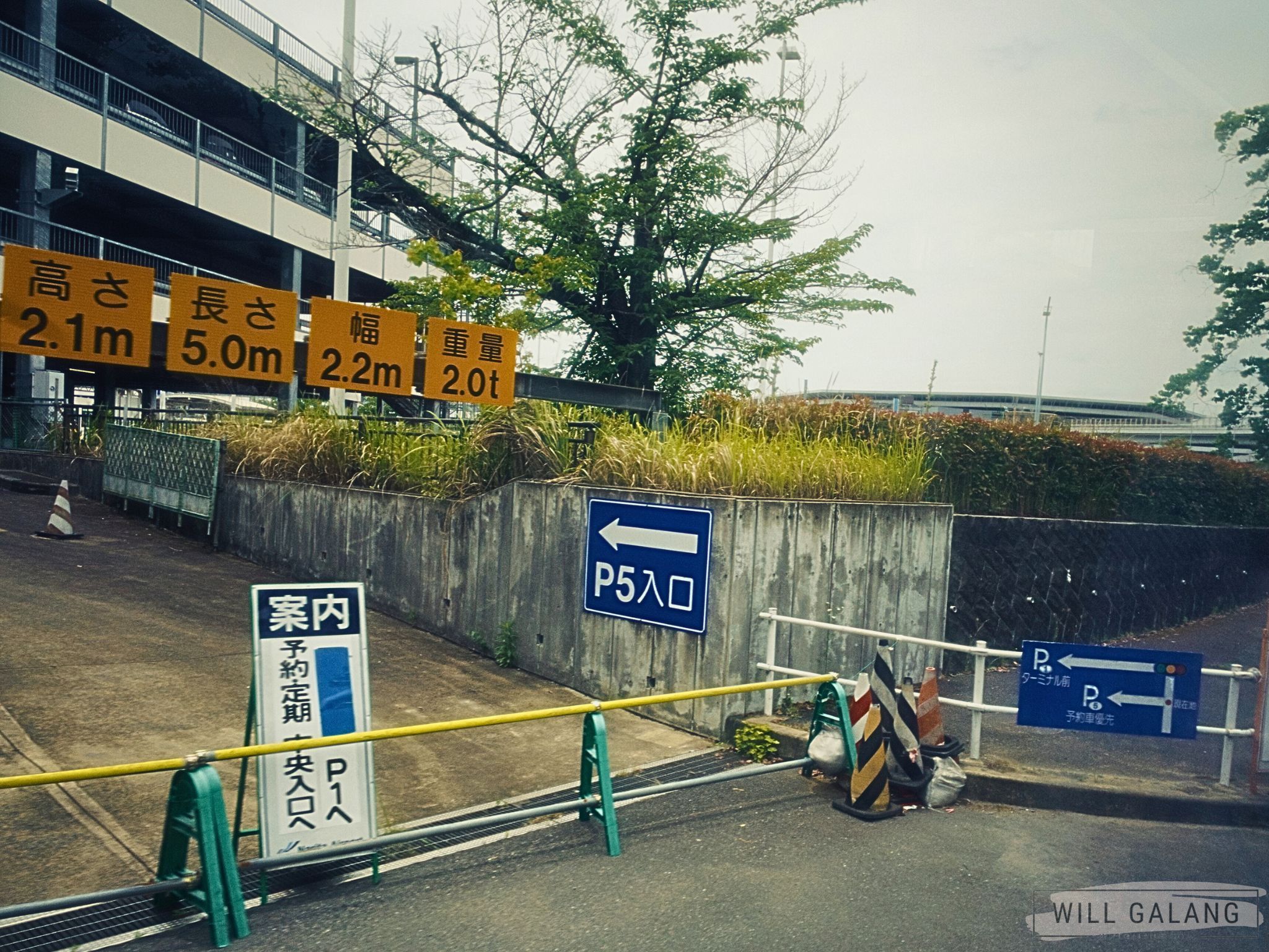 The P5 entrance is mapped out with precision, but for now, it rests behind a striped barricade. Sometimes, the clearest path is the one we can’t take yet.